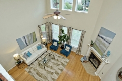 010_Living View